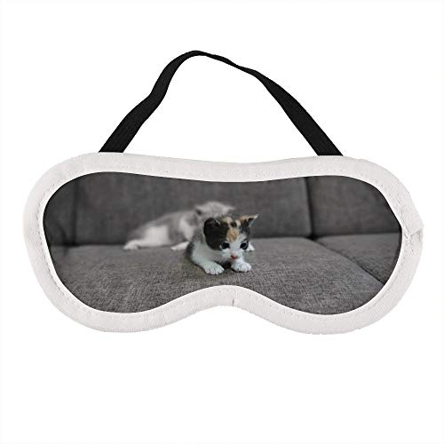 Máscara de ojos portátil para hombres y mujeres, diseño de gatito tricolor sobre sofá acolchado gris, la mejor máscara para dormir para viajes, siestas, te dará el mejor ambiente de sueño
