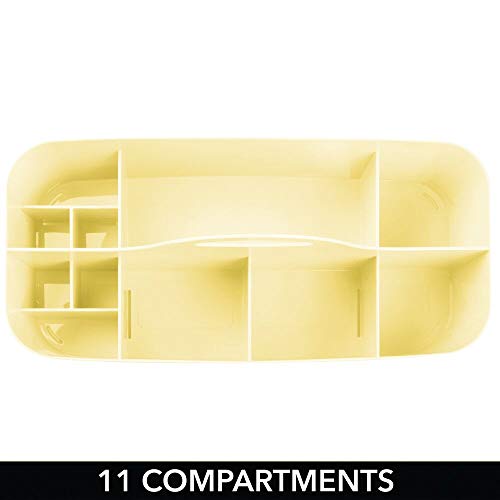 mDesign Cesta de Ducha con 11 Compartimentos – Caja con asa portátil en plástico para Productos de Belleza – Organizador para baño Grande para brochas de Maquillaje, pintaúñas y más – Amarillo Claro