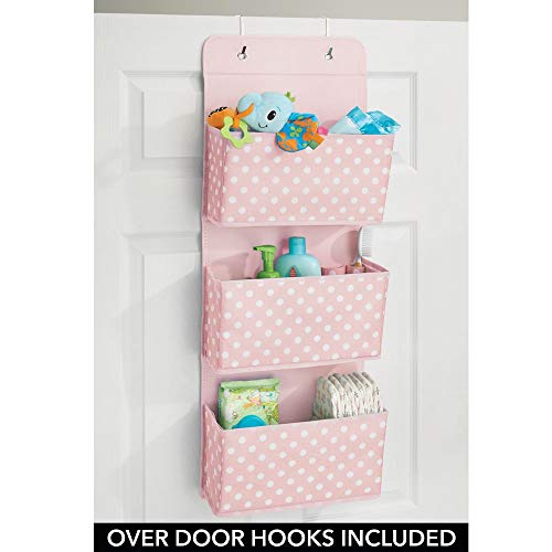mDesign Organizador de armarios con 3 bolsillos – Sistema de almacenamiento para habitación infantil – Estantes colgantes con estampado de puntos para zapatos y ropa infantil – rosa/blanco