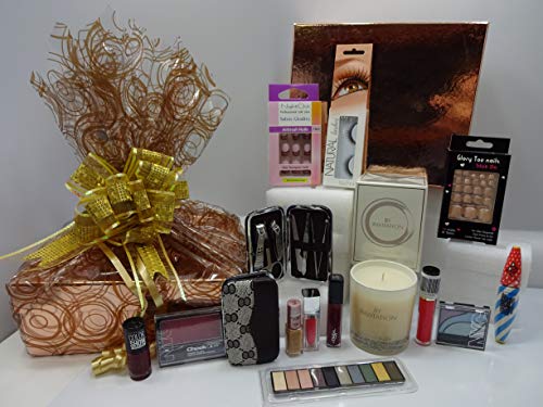 No7 - Juego de 10 bolsas de regalo de belleza para rizador de pestañas con calefacción No7 + aerógrafo No7 para imprimación + productos de maquillaje en bolsa de maquillaje gratis, listo para regalo