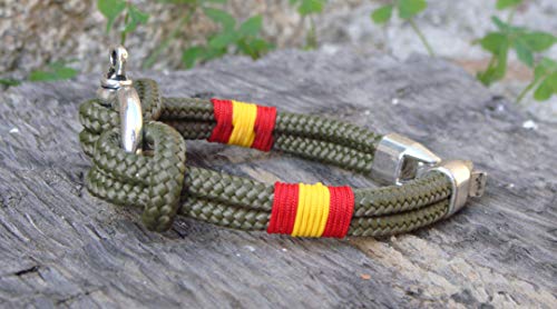 Pi2010 - Pulsera náutica con grillete/Verde Militar/Bandera España Trenzada/Unisex / 19cm /recomendamos medirse la muñeca para calcular Talla/Hecho a Mano en España/Cierre zamac/Grosor 4mm