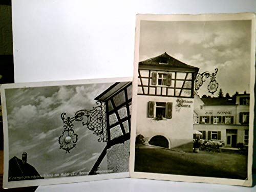 Set 2 x alte AK s/w. Badenweiler im Schwarzwald. Hotel u. Restaurant " Zur Sonne ". 1 x Gebäudeansicht mit Hof u. Terrasse ca 1945. 1 x Kunstgeschmiedetes Schild " Zue Sonne " 1953