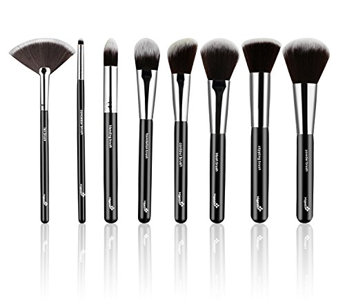 Set de 8 brochas maquillaje definitivo con estuche de cuero –Incluye ocho brochas de pelo sintético para un acabado perfecto. Brochas de la mejor calidad –Elegidas por los maquilladores profesionales