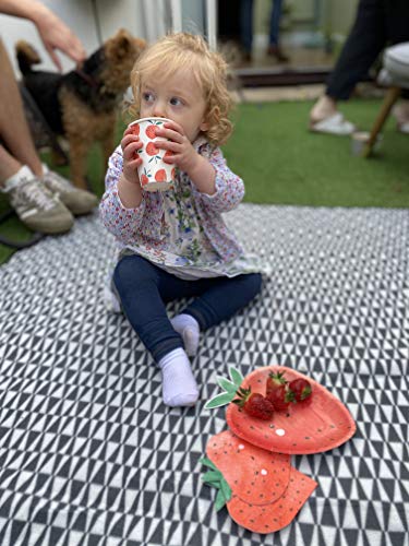 Talking Tables - Juego de 8 tazas de papel reciclables y biodegradables (250 ml), color blanco y rojo fresa, 250 ml, para fiestas, cumpleaños, baby shower, picnic, verano