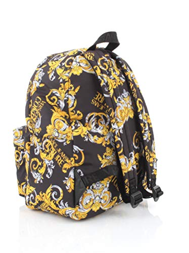 Versace Jeans Costura mochila negra con impresión oro E1YZAB60-Línea Macrologo DIS.1 TESS 71594 M27 PRINTED NYLON MACROLOGO