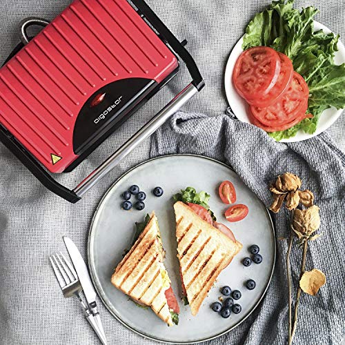 Aigostar Warme 30HHH – Grill， parrilla， sandwichera y máquina de panini 700 W de potencia， asa de toque frío， placas antiadherentes. Libre de BPA， color rojo y negro. Diseño exclusivo.