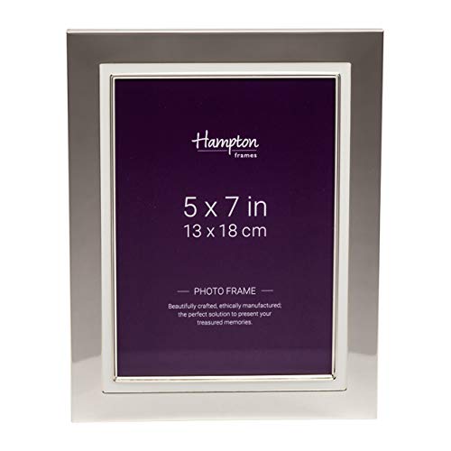 Hampton Frames COR57SW Cornell - Marco de Fotos (13 x 18 cm, Acabado bañado en Plata, con Incrustaciones de Esmalte Blanco) Este Marco Tiene un Perfil de 26 mm de Ancho.