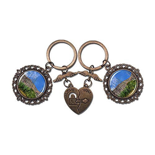 Hqiyaols Keychain España Nihal Nature Park Almeria Pareja Llavero Día de San Valentín Llavero Adornos Recuerdo Coleccionable Cristal redondo Bronce Metal 2pcs / Set