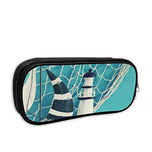 IOPLK Lindo estuche de lona para lápices, estuche para lápices portátil con compartimentos para niñas adolescentes (tema náutico, velero, faro, conchas marinas, rejilla sobre mesa de madera azul, blan