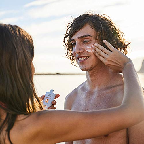 ISDIN Fusion Water Fotoprotector Facial SPF 50, de Fase Acuosa para Uso Diario, Textura Ultra Ligera + Fotoprotector ISDIN Transparent Wet Skin SPF 50, Spray transparente, Ginger Cell Protect 250 ml