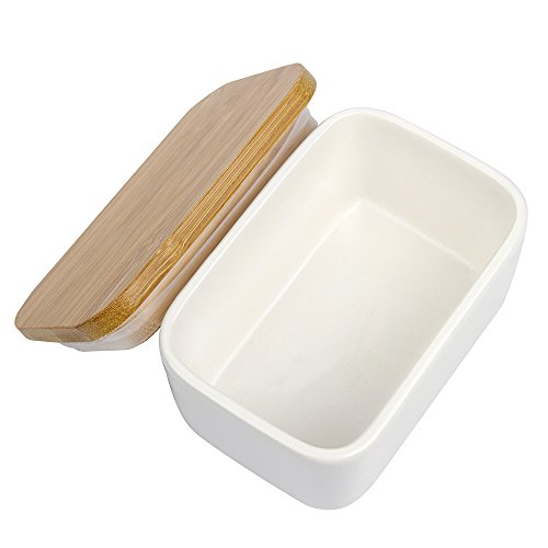 JulaJuyo - Mantequera con tapa, porcelana blanca, con tapa de bambú, mantequilla para mantener la mantequilla con tapa, resistente al calor, para la cocina, organización de almacenamiento 300 ml