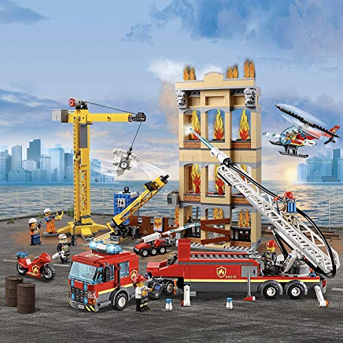LEGO City - Fire Brigada Distrito Centro, Juguete Divertido y Creativo de Bomberos con Camión, Grúa, Edificio, Moto y Helicóptero (60216)