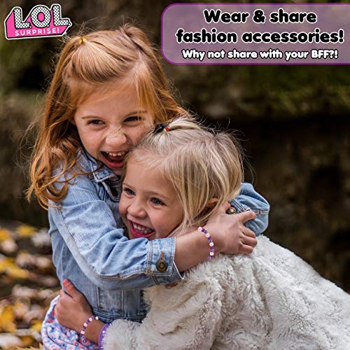 L.O.L. Surprise! Kit para Hacer Pulseras De Las Muñecas Confetti Pop LOL Surprise con Estuche De Peluche Rosa | Kit CREA Joyas para Niñas | Fantástica Manualidad | Regalo Maravilloso para Niñas