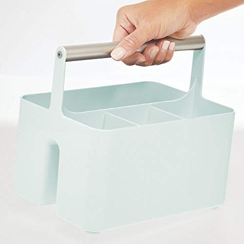 mDesign Caja organizadora para cuarto de baño – Práctica cesta con asa para el almacenamiento de cosméticos – Organizador de baño portátil con 4 compartimentos – verde menta/plateado mate