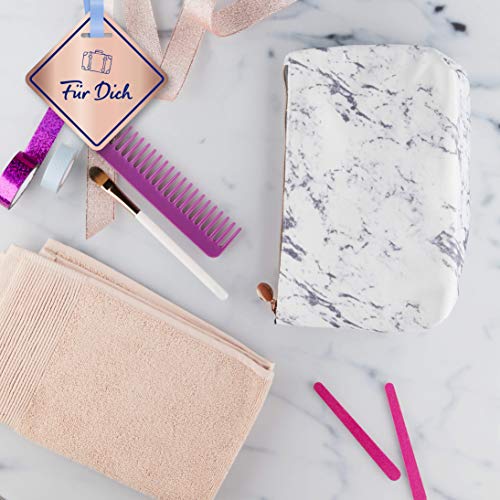 Nivea Travel Beauty - Set de regalo de viaje con neceser, ducha de cuidado y crema de manos, regalo de Navidad para momentos especiales de bienestar de viaje o en casa