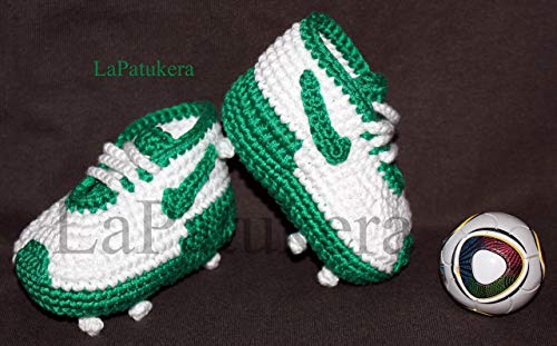 Patucos de fútbol para bebé de crochet, Unisex. Estilo Nike, 100% algodón, tallas de 0 hasta 12 meses, hechos a mano en España. Elige los colores de tu equipo favorito. Regalo para bebé.