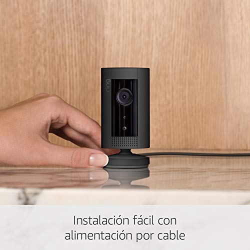 Presentamos la Ring Indoor Cam, cámara de seguridad compacta, con alimentación por cable, HD, comunicación bidireccional, compatible con Alexa | Incluye 30 días gratis del plan Ring Protect | Negro