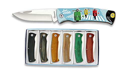 Set 6 Navajas grabado 3D Motos Vespa Madera Hoja 7 cm para Caza, Pesca, Camping, Outdoor, Supervivencia y Bushcraft Albainox 18156+3D001 + Portabotellas de regalo