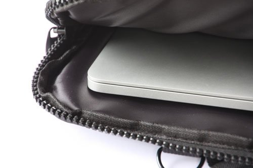 Silent Monsters 1002007007 - Maletín, Tela de Lona, para Ordenador portátil de 17.3", con Compartimento para Accesorios, diseño Rana Verde