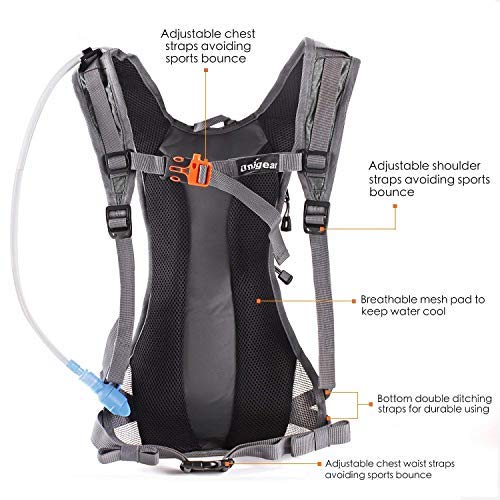 Unigear Mochila Hidratación Mochila Tactica Running Trail con 2L Deposito De Agua Desmontable Bolsa De Agua Múltiples Almacenamiento Compartimiento para Senderismo Ciclismo Camping Bicicleta