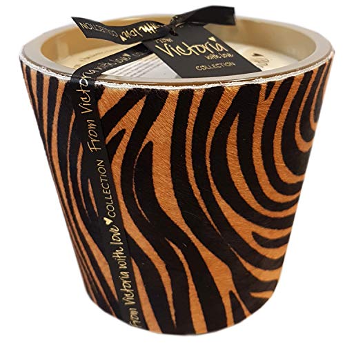 Victoria with Love Vela Grande con Pelo diseño Cebra en Marrón y Dos mechas de 13 cm de Alto y Ø 14 cm