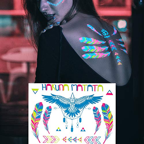 AKTIIV® Kit Tatuajes Temporales | Hakuna Matata Edición | 5 x Hojas A5 de Diseños de Neon | Ideal para Fiestas y Festivales de Niños, Adultos, Mujeres, Hombres | Brilla en luz Ultravioleta | Unisex