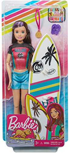 Barbie Dreamhouse Adventures, Skipper Hora del Surf muñeca con accesorio de deportes (Mattel GHK36)