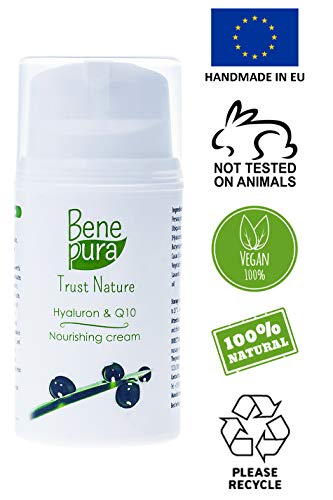 BenePura Crema Facial Hialuron & Q10 50 ml - Crema Nutritiva para Pieles Maduras - Energiza las Células de la Piel - Sin Pruebas en Animales, Libre de Parabeno, Sin Gluten,Vegano,Hecho a mano en la UE