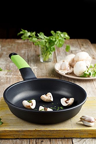 BRA PRIOR - Sartén de 24 cm, aluminio fundido con antiadherente Teflon Classic, apta para todo tipo de cocinas incluida inducción y horno.Libre de PFOA.