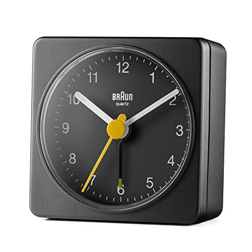 Braun BC-02-B Reloj despertador analógico, pantalla de fácil lectura, alarma creciente, agujas iluminadas, segundero amarillo, movimiento de precisión silencioso