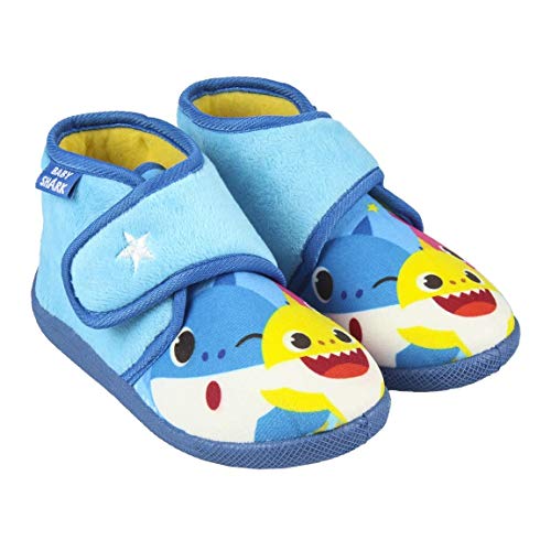 CERDÁ LIFE'S LITTLE MOMENTS 2300004561_T024-C56 Zapatillas de Casa Cerradas de Baby Shark - Licencia Oficial Nickelodeon, Azul, 24 para Niños