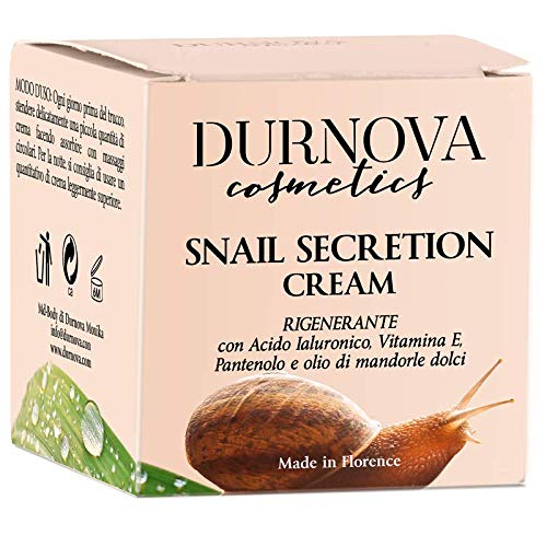 Crema natural con baba de caracol, aceite de almendras dulces, vitamina E, ácido hialurónico, arginina, hidrolato de rosa damascena, de 50 ml. Fabricada en Italia