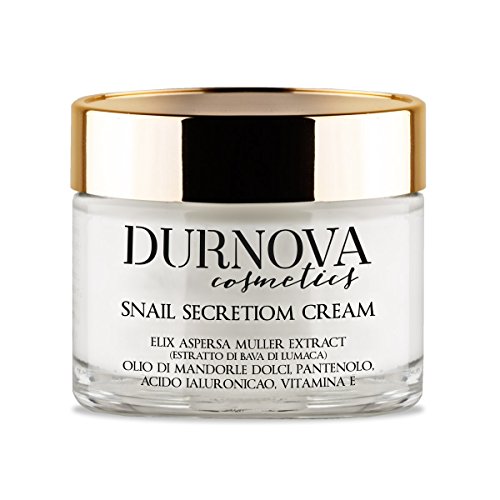 Crema natural con baba de caracol, aceite de almendras dulces, vitamina E, ácido hialurónico, arginina, hidrolato de rosa damascena, de 50 ml. Fabricada en Italia