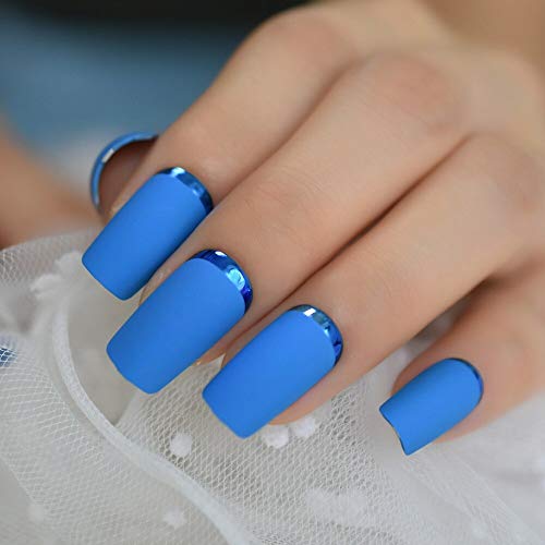 EchiQ - Juego de 24 uñas postizas de metal con borde de metal, color azul cielo, mate, metálico, efecto moo francés, uñas postizas esmeriladas