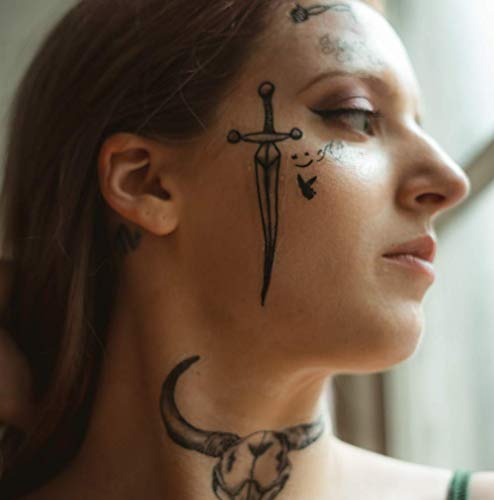 Hoja de tatuajes seguros para la piel temporal inspirada en la cara post Malone