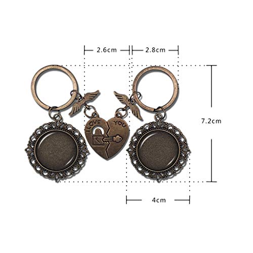 Hqiyaols Keychain España Universidad Pontificia de Salamanca Pareja Llavero Día de San Valentín Llavero Adornos Recuerdo Coleccionable Cristal redondo Bronce Metal 2pcs / Set