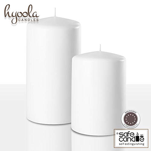Hyoola Velas de pilar blancas de 2 pulgadas x 4 pulgadas – Paquete de 24 velas sin perfume – Fabricadas en Europa