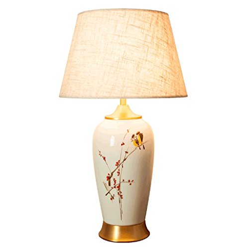 Lámparas de mesa y mesilla de noche Moderna nueva lámpara de mesa de cerámica de cobre de estilo chino, pantalla de tela gris Flores pintadas a mano y lámpara de mesa de la boda de urraca, sala de est