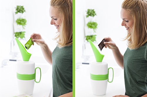 minigarden Watering Can, 2.5 L, Diseño Elegante Que Permite Regar y Nutrir Las Plantas de Forma Cómoda y Precisa, Largo Ciclo de Vida, Incluidas Muestras Gratuitas de Nutrientes para Plantas