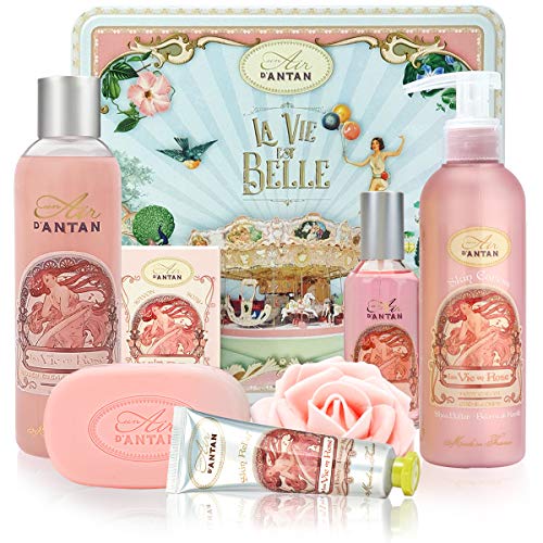 Set de Productos de Belleza Un Air d'Antan® Contiene 5 Productos: 1 Gel de Ducha 250ml, 1 Crema de Manos 25ml, 1 Jabón 100g, 1 Loción Corporal 200ml, 1 Eau de Toilette 55ml / Aroma de Rosa