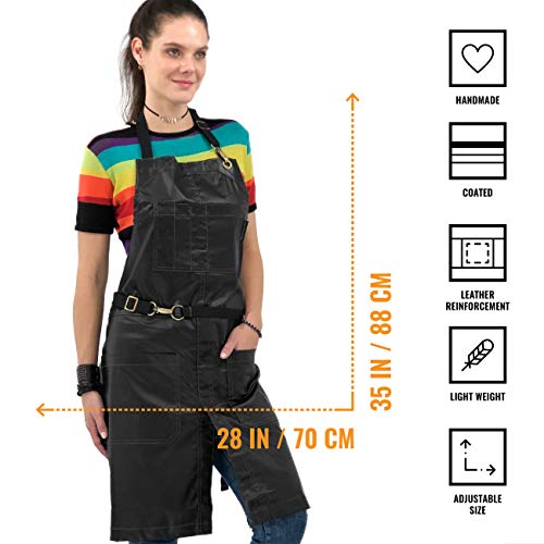 Under NY Sky Delantal Revestido Negro Jet - Resistente al Agua y Manchas - Cierre sin Amarras - Multi Bolsillos - Hombre, Mujer, Peluquero, Colorista, Barbero, Barman, Chef, Barista, Tatuador