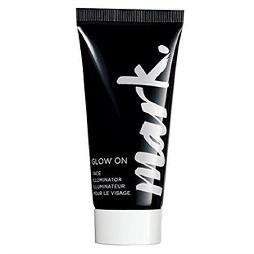 Avon Mark. Iluminador de rostro brillante