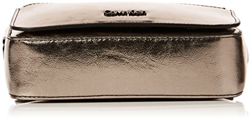 Calvin Klein - Night Out Small Shoulder Bag Metalic, Bolsos bandolera Mujer, Gris (Gun Metal), 7x15x21 cm (B x H T)