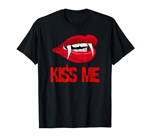 Labios de vampiro rojo sangre Halloween Kiss Me Camiseta