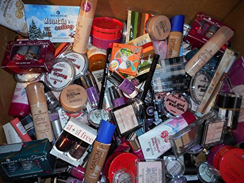 Manhattan, Catrice, Essence, Astor, etc. - Set de 25 cosméticos de marca variados