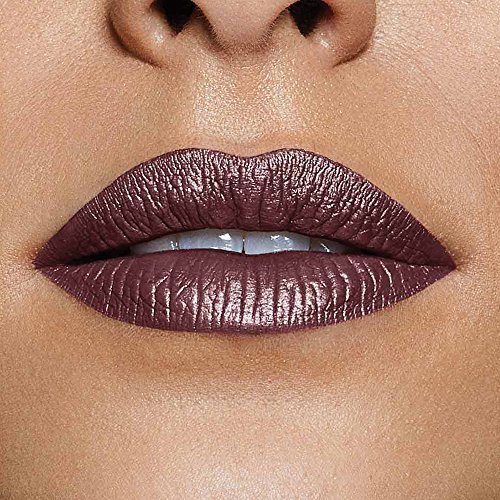 Maybelline New York - Color Sensational, Pintalabios Mate Vivid Matte Liquid, Tono 120 Nemesis