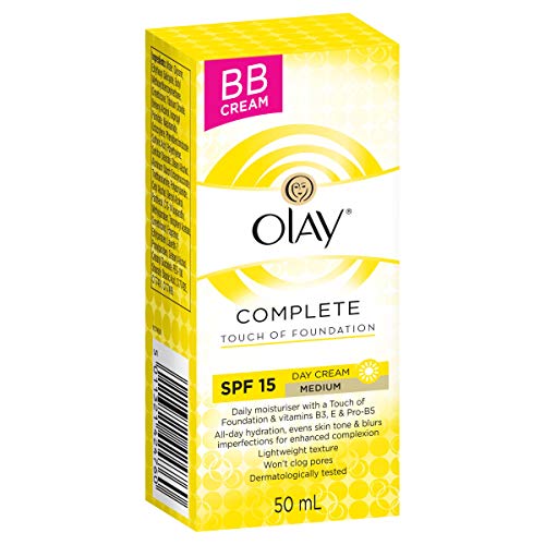 Olay Essentials Complete Care Touch of Foundation - Medium SPF 15 50 ml (Packaging Varies)