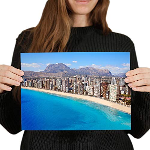 Póster de vinilo de destino A4 – Alicante Benidorm Coastline España Art Print 29,7 x 21 cm, 280 g/m², papel fotográfico satinado brillante #15647