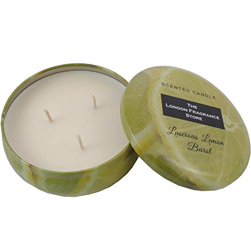 THE LONDON FRAGRANCE STORE - Vela Perfumada 3 Mechas - Aceites Aromáticos Explosión de Limón Seductora - Nuestra Cera Dura Más - Mechas Algodón - 107 mm Diámetro Amarillo