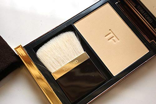 Tom Ford Illuminating Powder Made in Belgium 6g - TRANSLUCENT/Tom Ford Illuminating Powder Hecho en Bélgica 6g - TRANSLUCENT